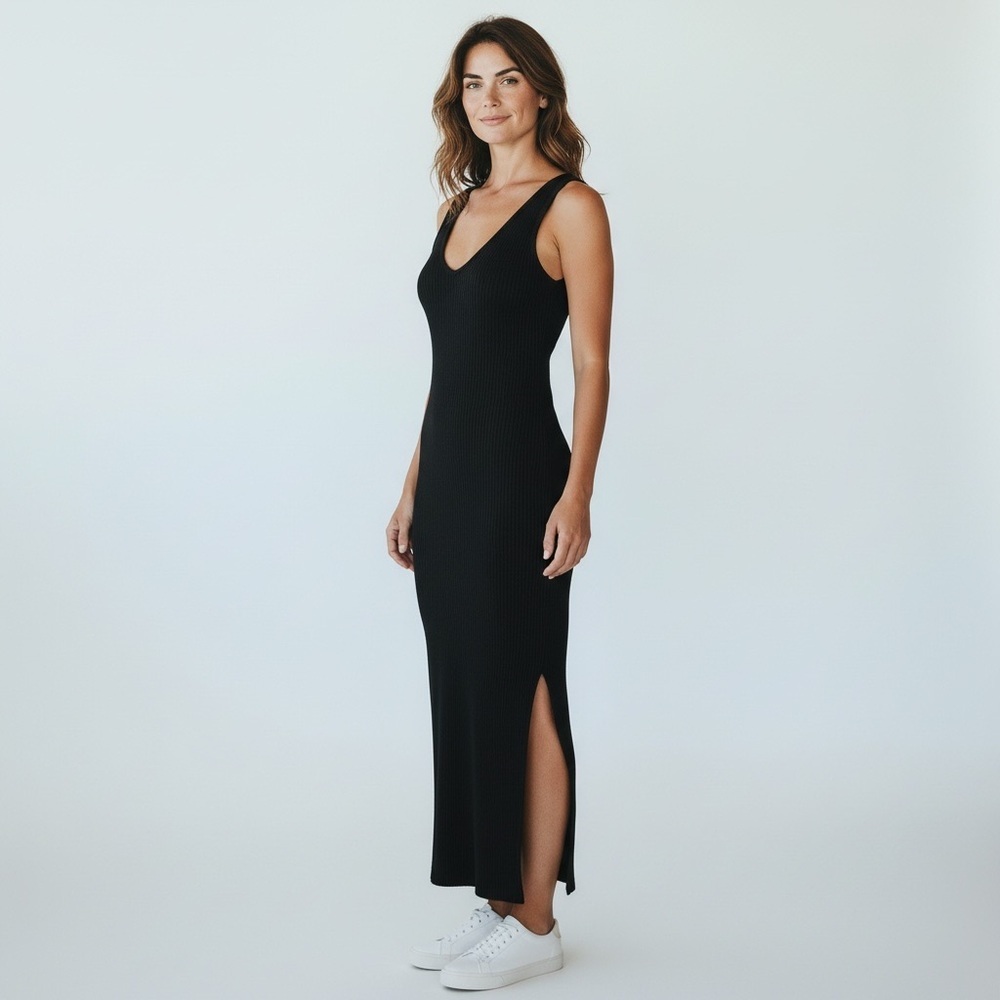 House of Harlow Black Ribbed Knit Midi Dress XS Stretchy V Neck‎ Minimalist Chic